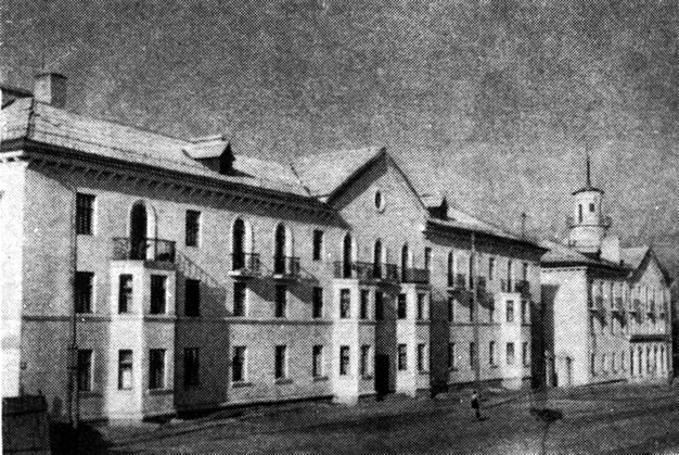 Ул. Антонова, дом №1. Жилой дом нач. ХХ в.