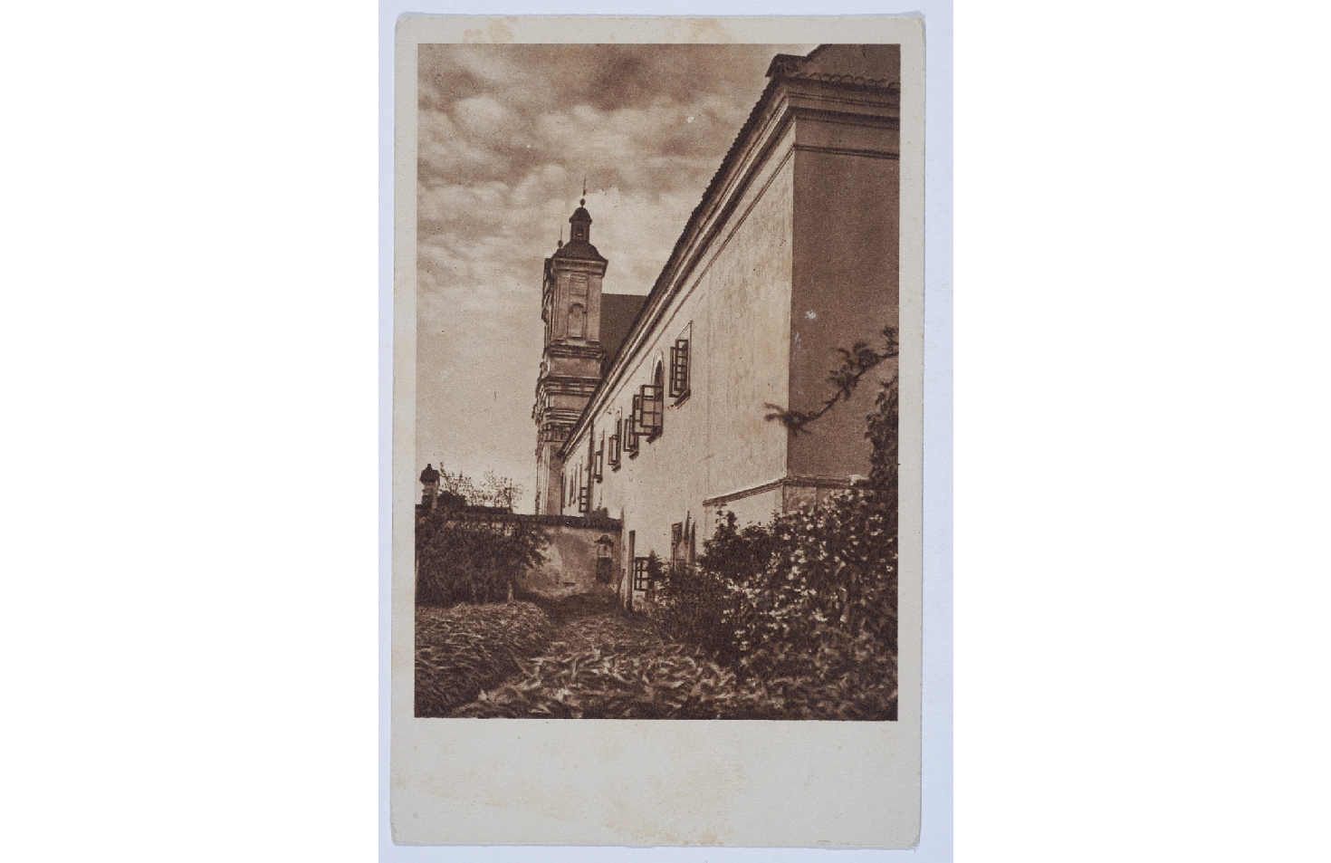 Ул. Карла Маркса, дом №27. Бригитский монастырь (ХVII в.)