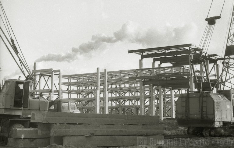 Проспект Космонавтов, дом №100. ОАО «Гродно Азот»