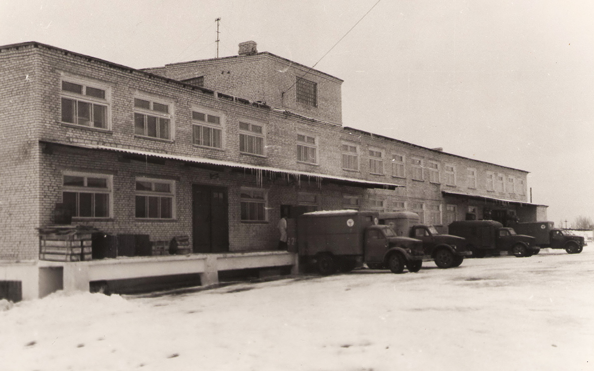 Ул. Дзержинского, дом №88. Аптечный склад